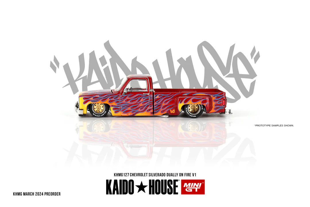 Mini GT Chevrolet Silverado Dually on Fire V1