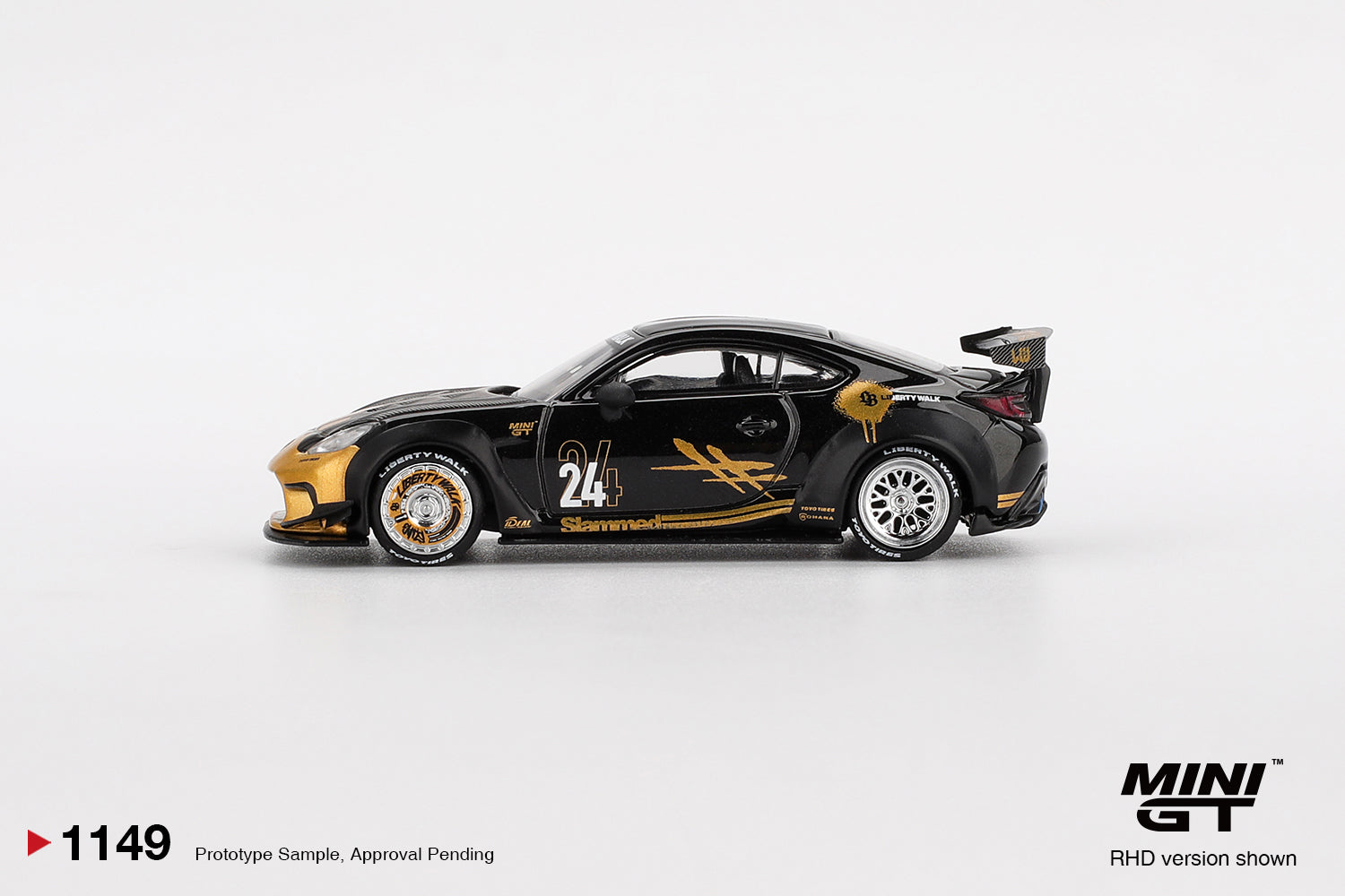Toyota GR86 LB★Nation Black / Gold